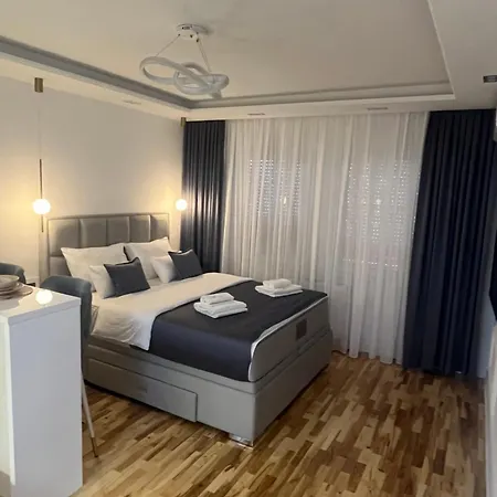 アパート Maja Lux