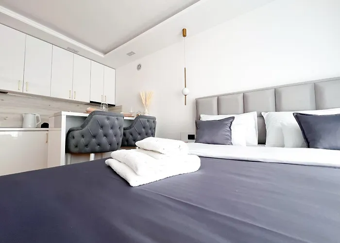 Maja Lux Апартаменты